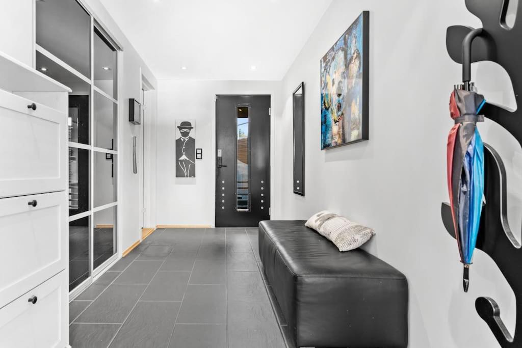 Penthouse Leilighet 200 Kvm Vakker Sjoutsikt. Appartamento Bergen Esterno foto
